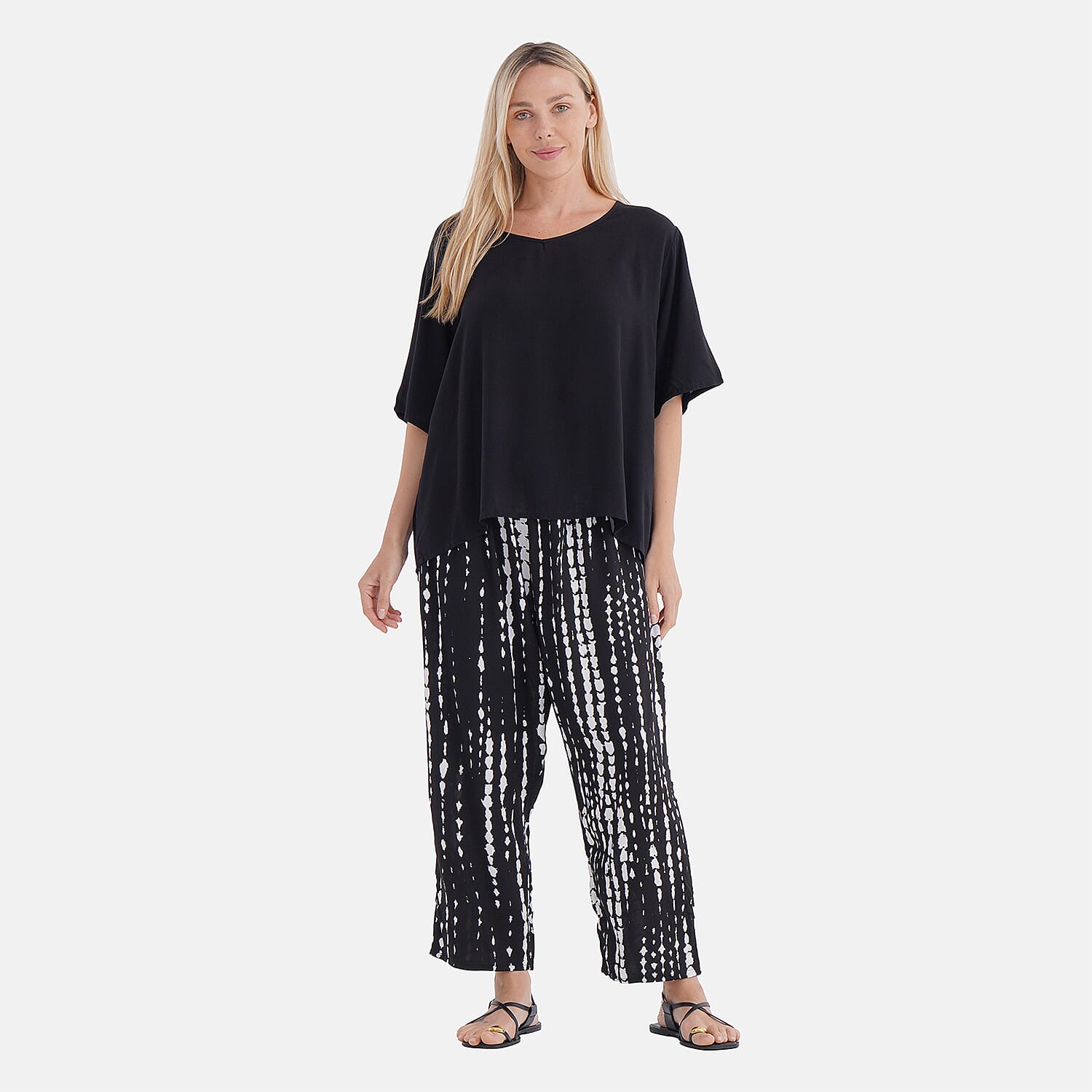 - Maisi Printed Loungwear