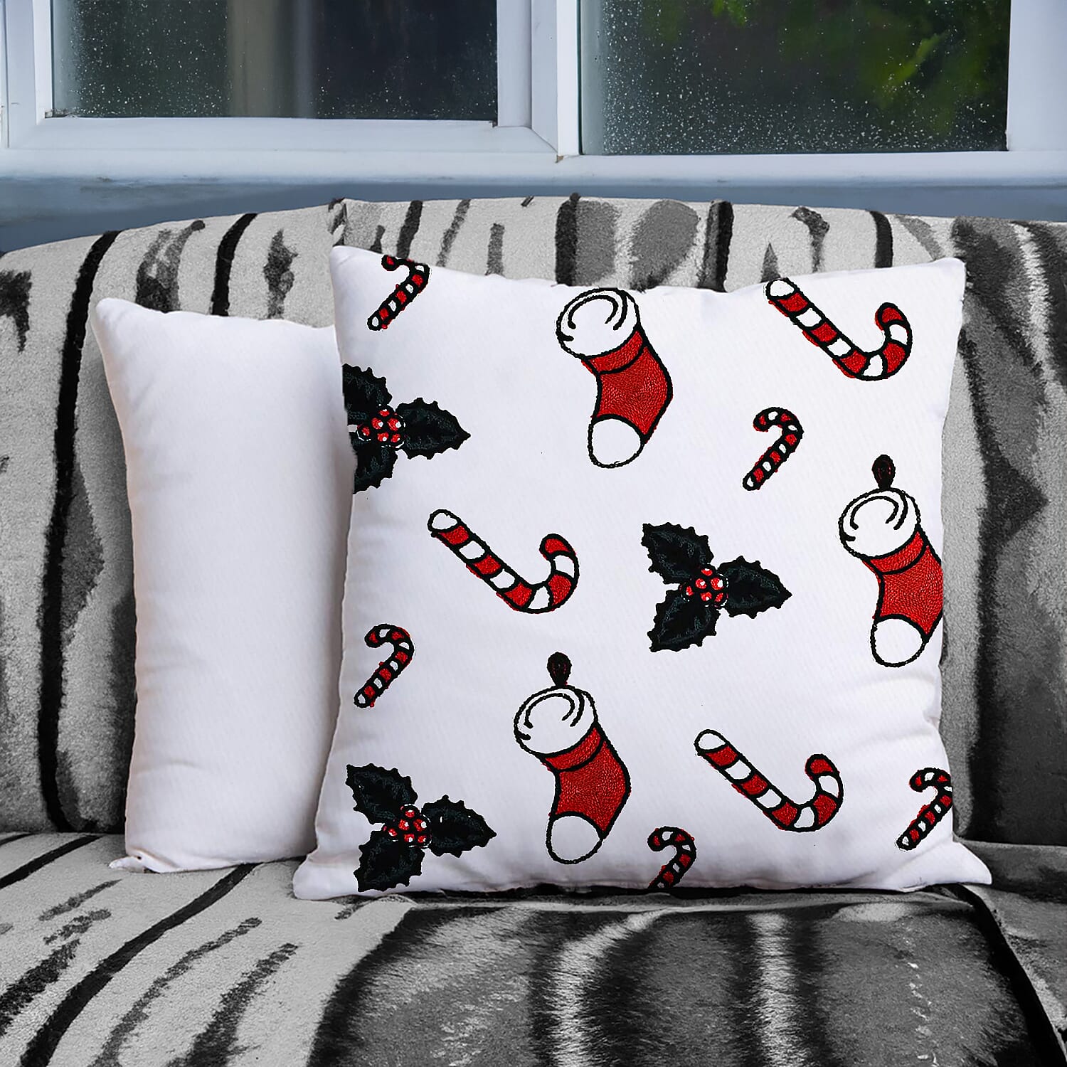 100% Cotton Towel Embroidery Soft Cushion Cover with Stocking Pattern (45x45cm)
