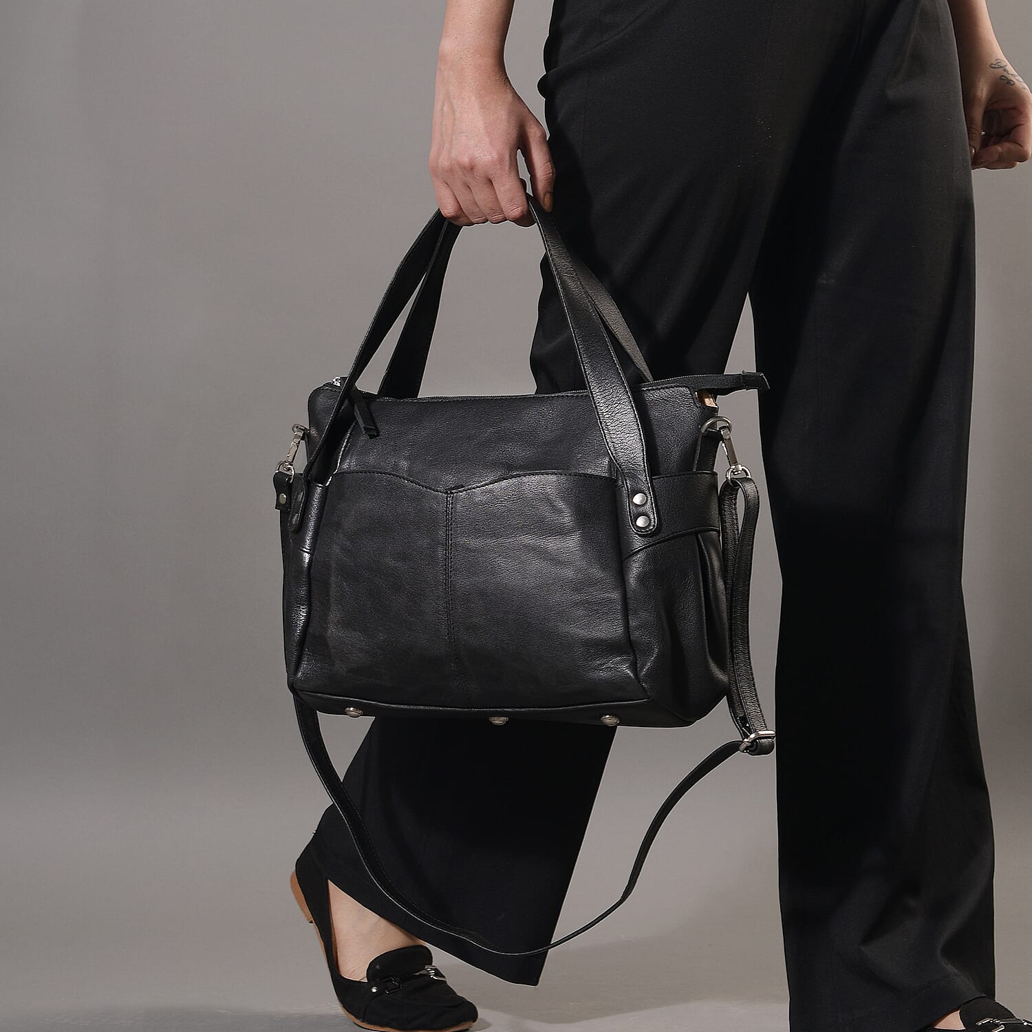 100% Genuine Leather RFID Bailey Bag - Black