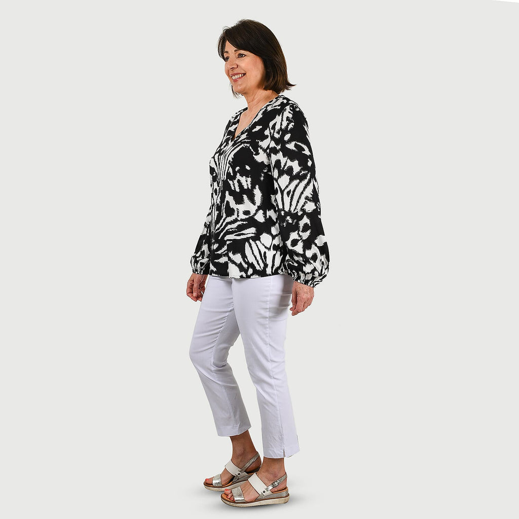 100% Viscose Long Sleeves Abstract Top (Size L) - Black