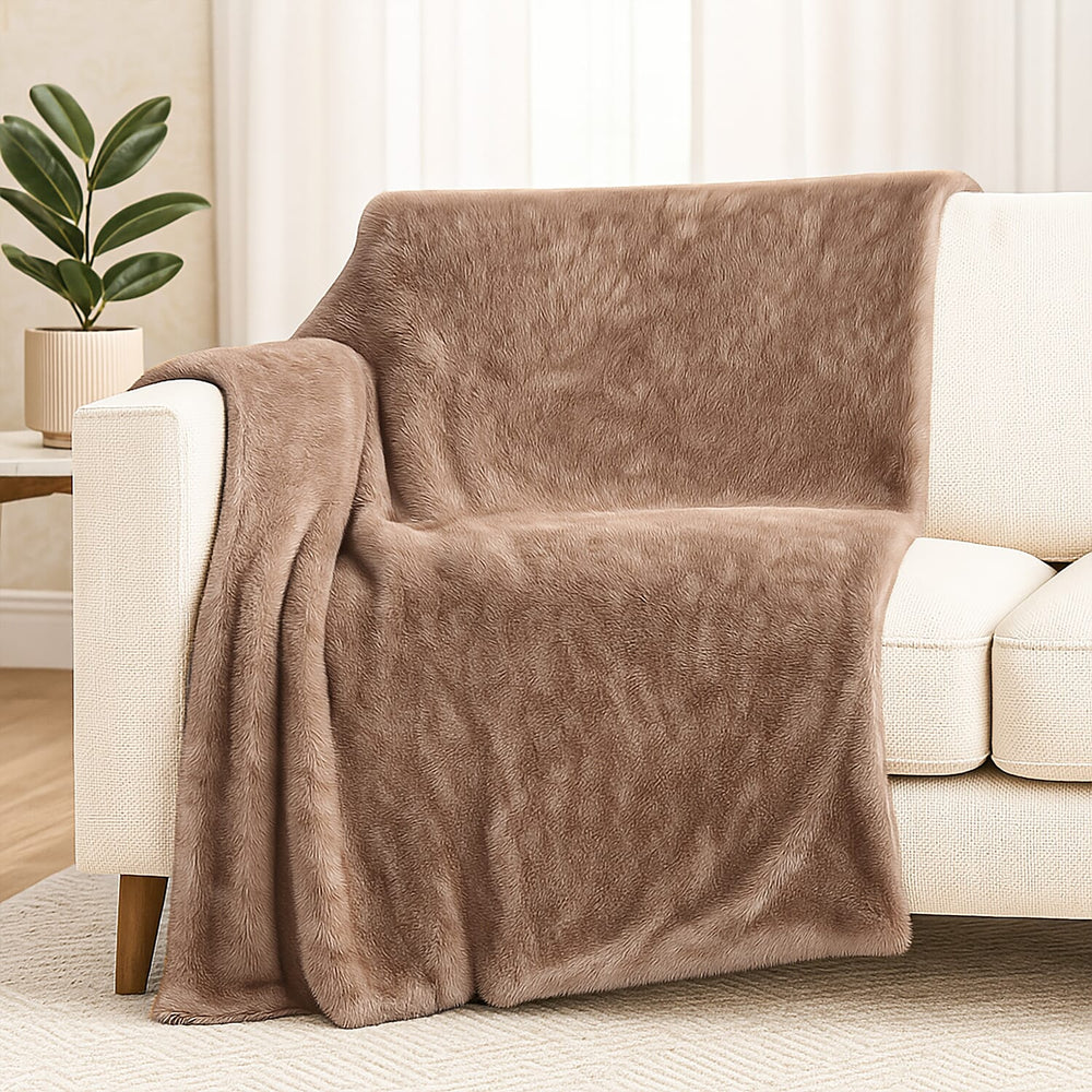 Luxurious Plush Sherpa Blanket 1000Gsm (200x150 cm ) - Beige