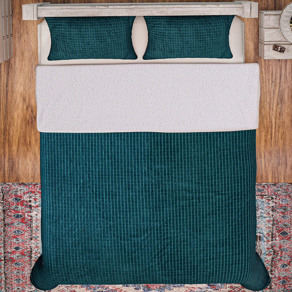 3 Piece Set - One Time Closeout - Extra Warm Sherpa Duvet Cover with 2 Pillowcases (Double Size) - Green