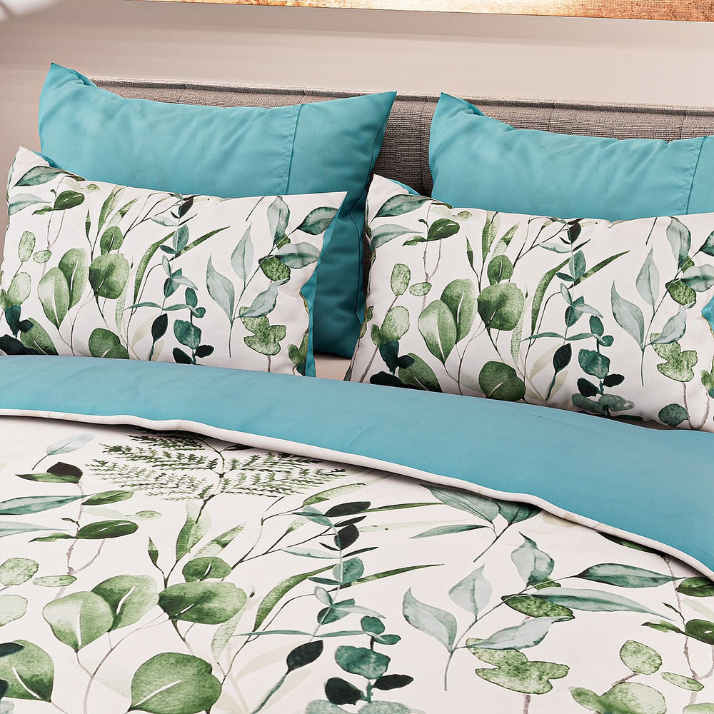 3 Piece Set - Leaves Pattern Comforter with 2 Pillow Cases (Double Size 200x200 cm) - Green