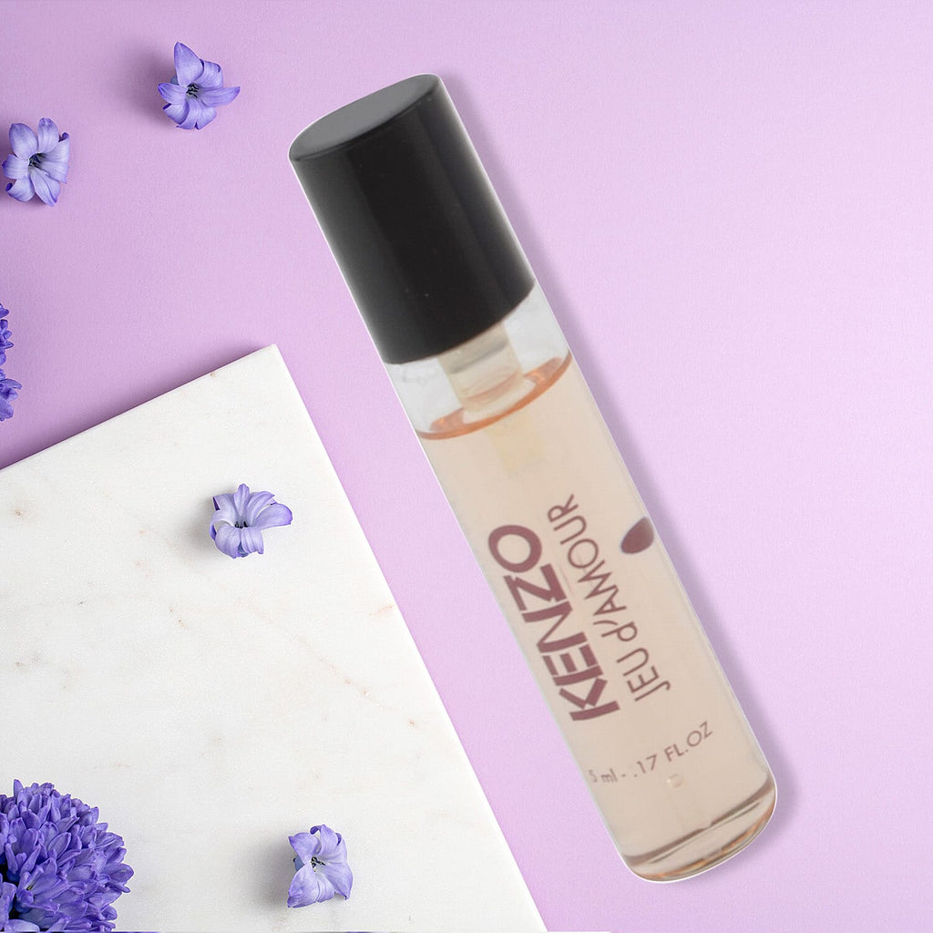 Reload Mini Perfume Spray White (Incl. Kenzo Jeau DAmour - 5ml & Zig Zag Skin)