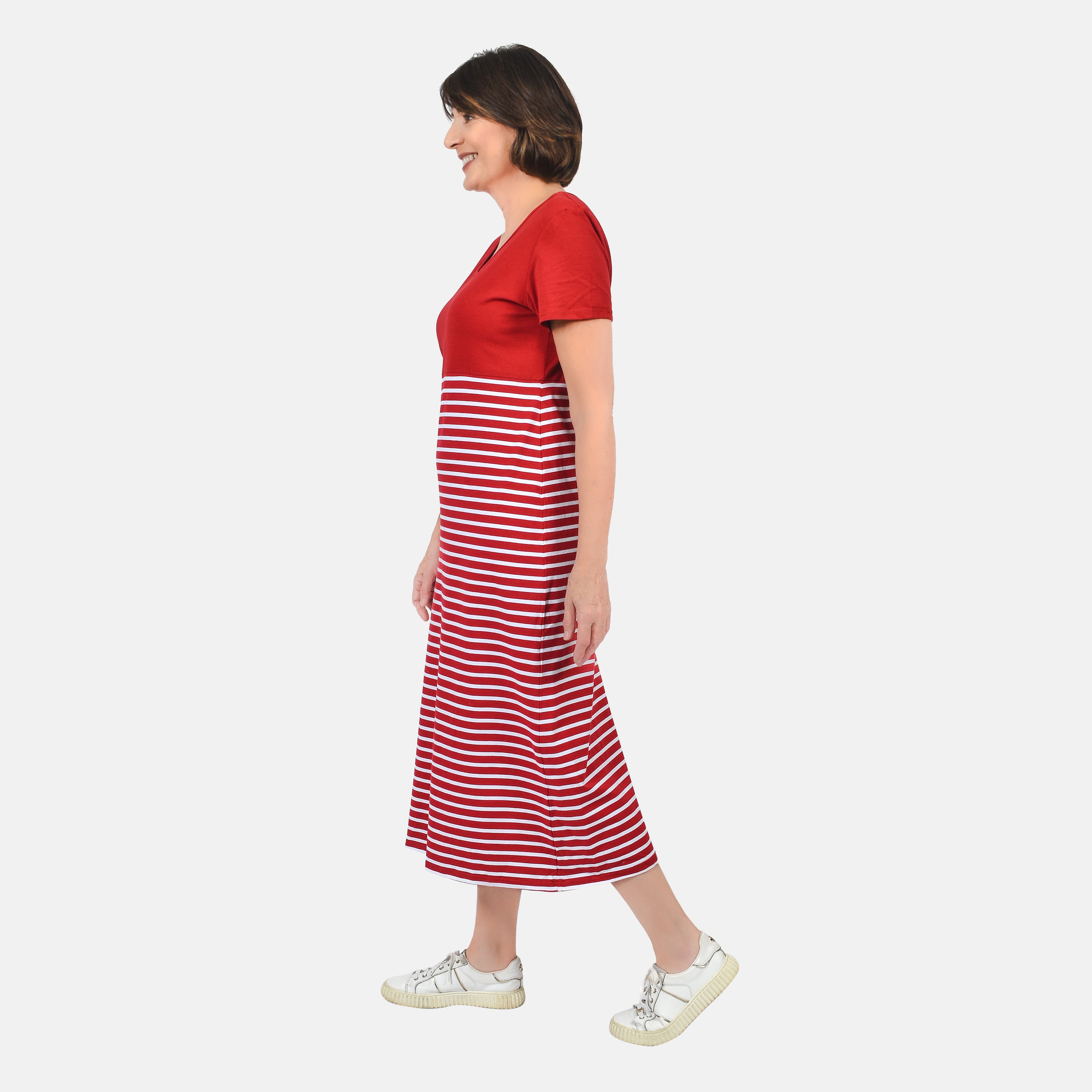 Sugar Crisp Short Sleeve T-Shirt Maxi Dress in Red (Size S)_6290645_3