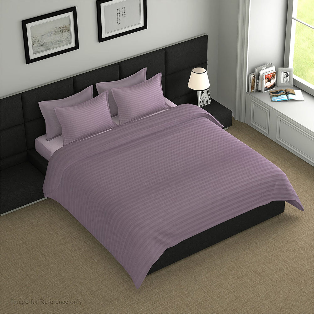 7 Piece Set - Bedding Set including 1 Duvet with Duvet Cover (220x225cm), 2 Pillows with Pillow Covers (50x75cm), 1 Fitted Bedsheet (150x200cm) - Mauve Pink King