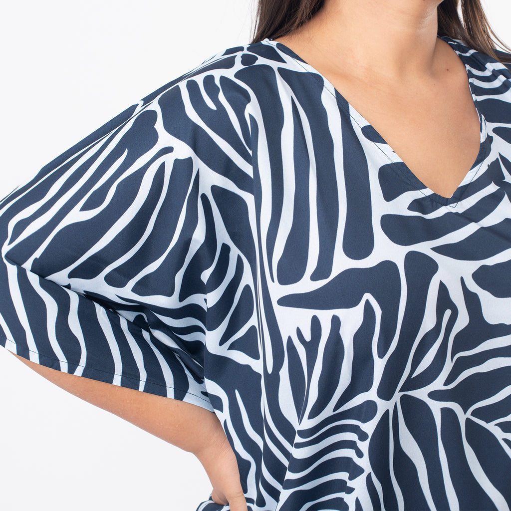 Tamsy Abstract Printed Dress (Curve One Size) - Navy & Light Blue_7378420_4