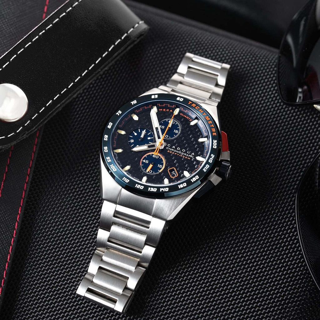 CADOLA Peterson 44mm 10 ATM Water Resistant Watch With Stainless Steel Chain Bracelet & Extra Yellow Silicon Strap