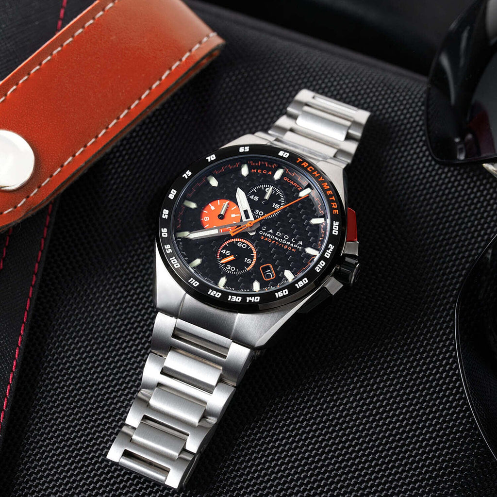 CADOLA Peterson 44mm 10 ATM Water Resistant Watch With Stainless Steel Chain Bracelet & Extra Yellow Silicon Strap