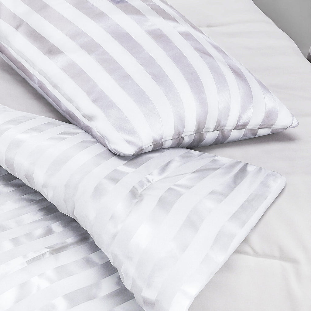 Polyester Patterned Comforter and Duvet (Size 200x1 cm) - White & White