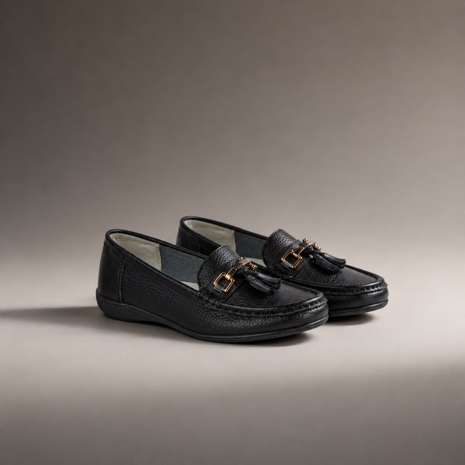 Jo & Joe Nautical Womens Slip on Casual Leather Loafer with Tassle (Size 3) - Black_7758485