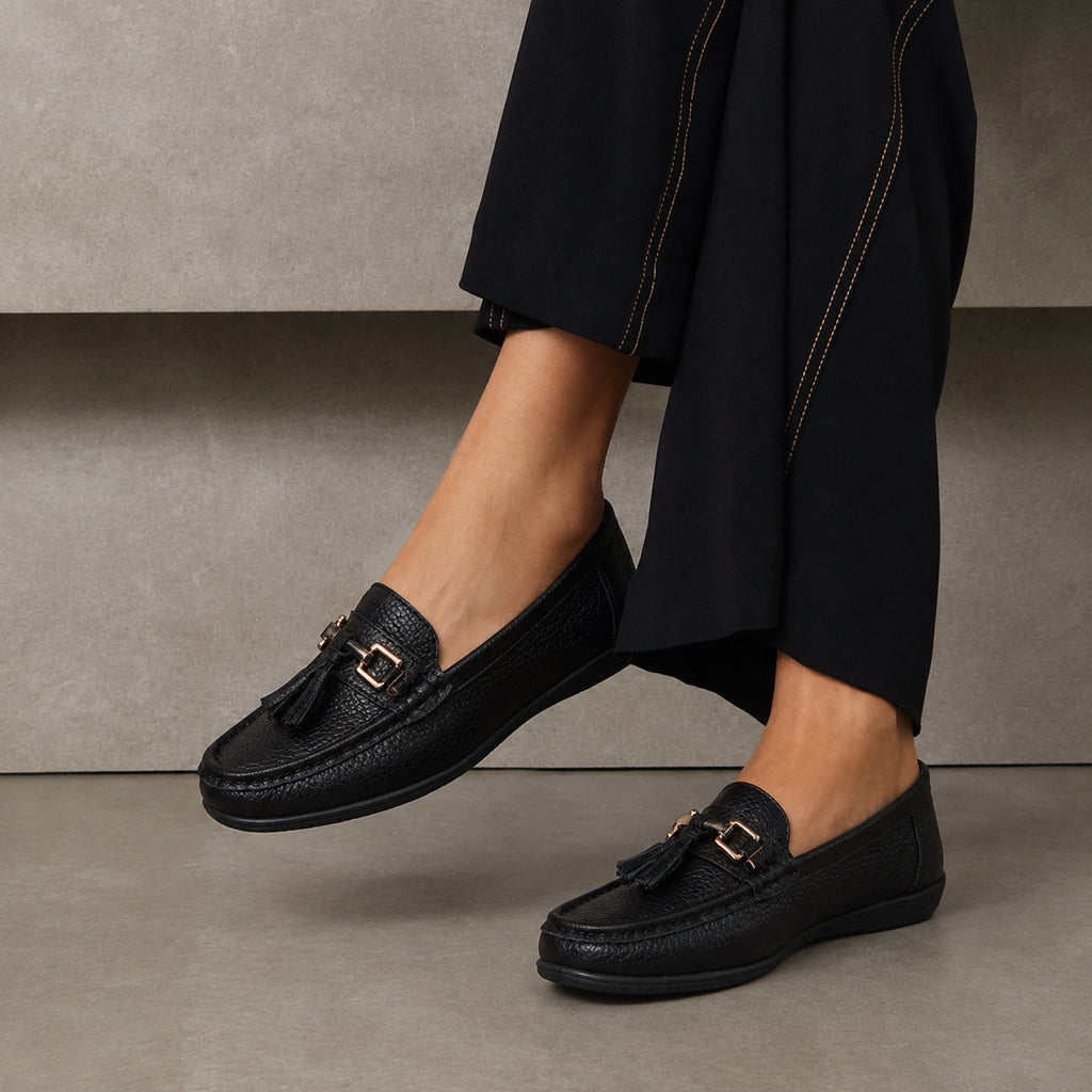 Jo & Joe Nautical Womens Slip on Casual Leather Loafer with Tassle (Size 3) - Black_7758485_1