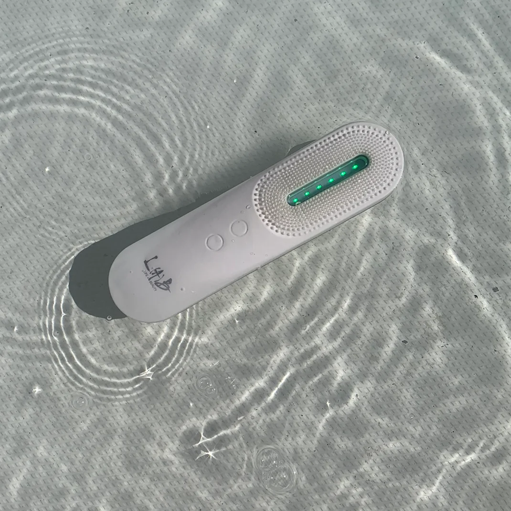 Lab Life Beauty Photonic Cleansing Brush_7806616_1
