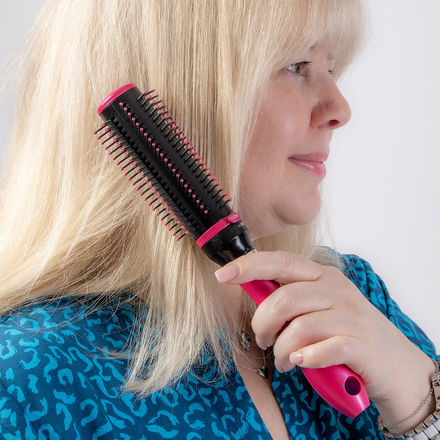 Neomi - Retractable Detangler Hair Brush - Blue