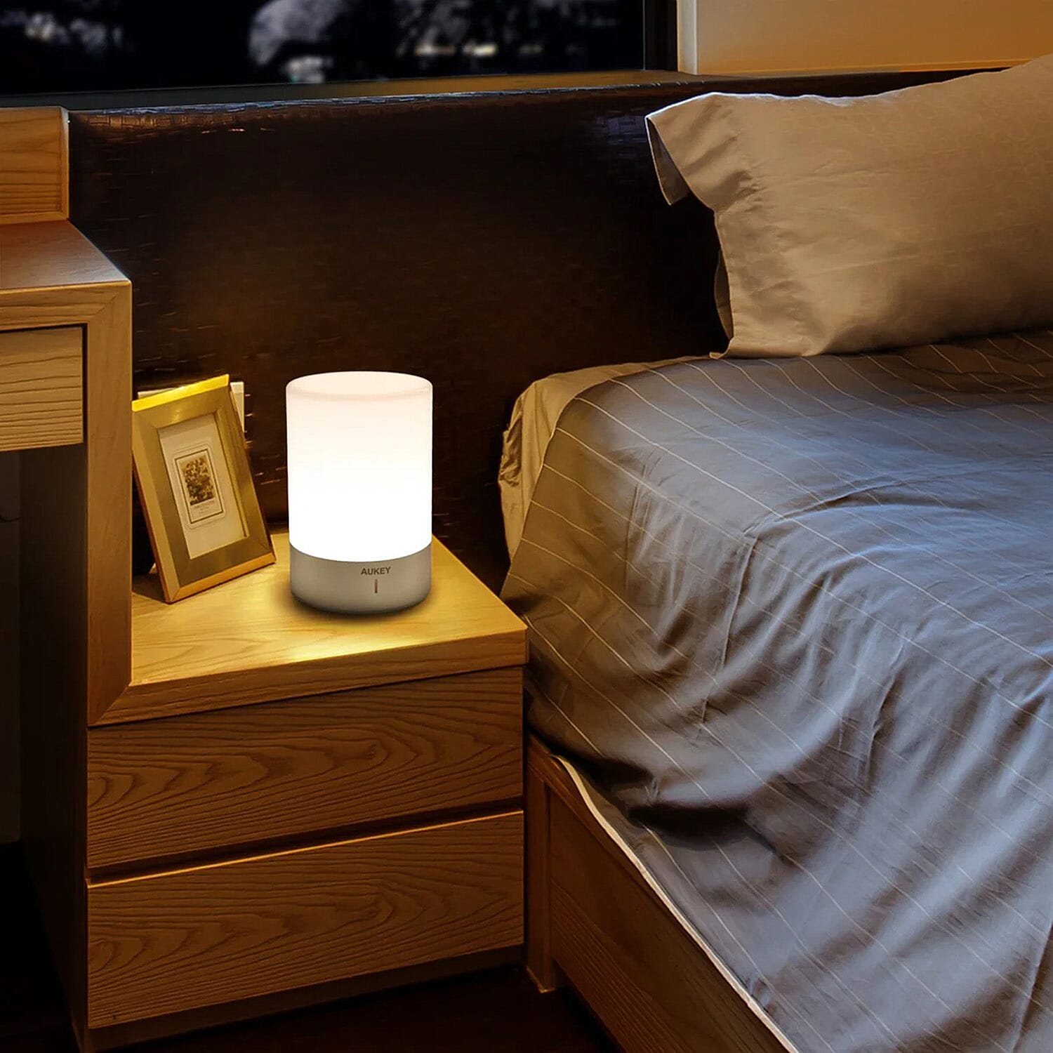 Aukey Lamp Rechargeable - Up to 15 Hours on Single Charge - Warm White Light and RGB Colours