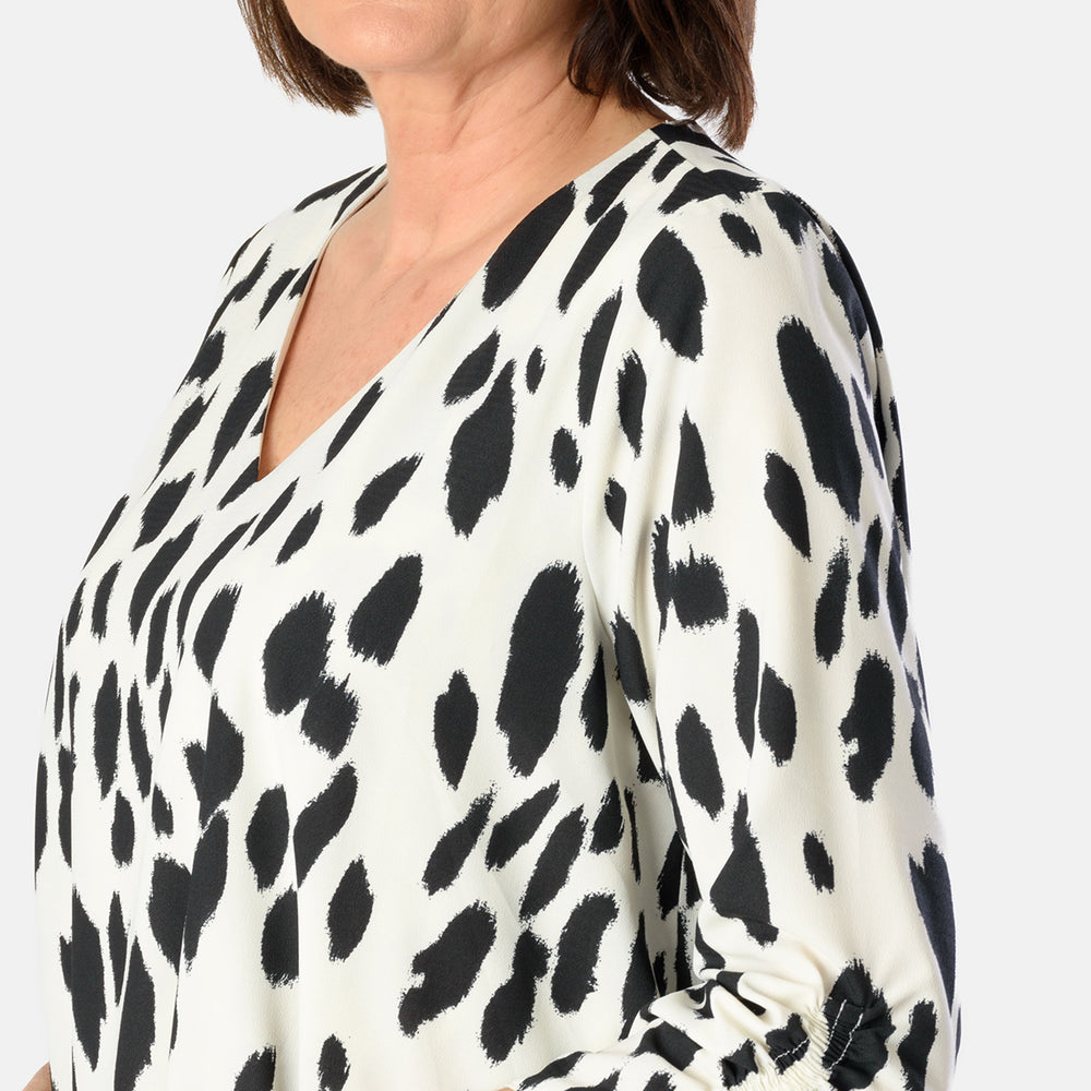 Emily Animal Printed V-neck Top (Size - 12) - Black & White_8027630_3