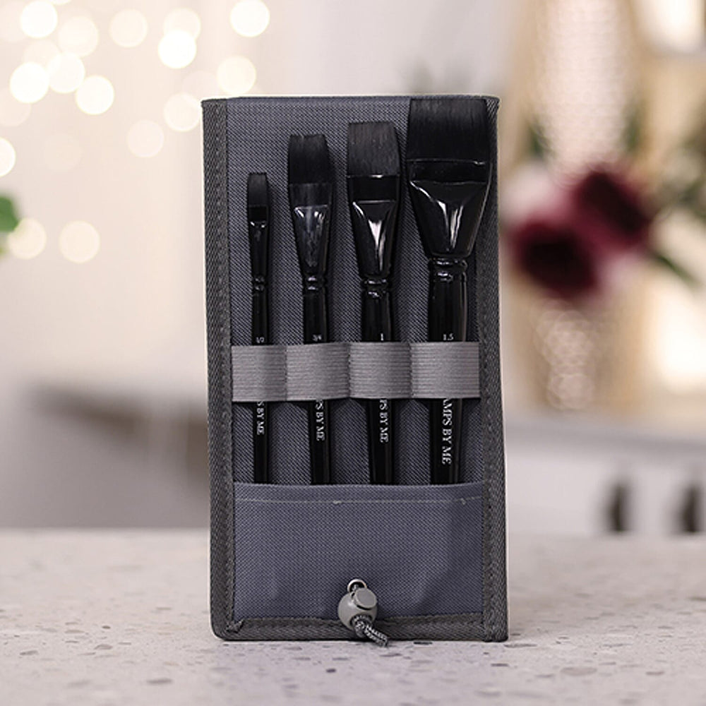 STAMP BY ME BRUSH SET AND CARRY CASE  TRAVEL CASE WITH 4 FLAT WATERCOLOUR BRUSHES IN VARIOUS SIZES