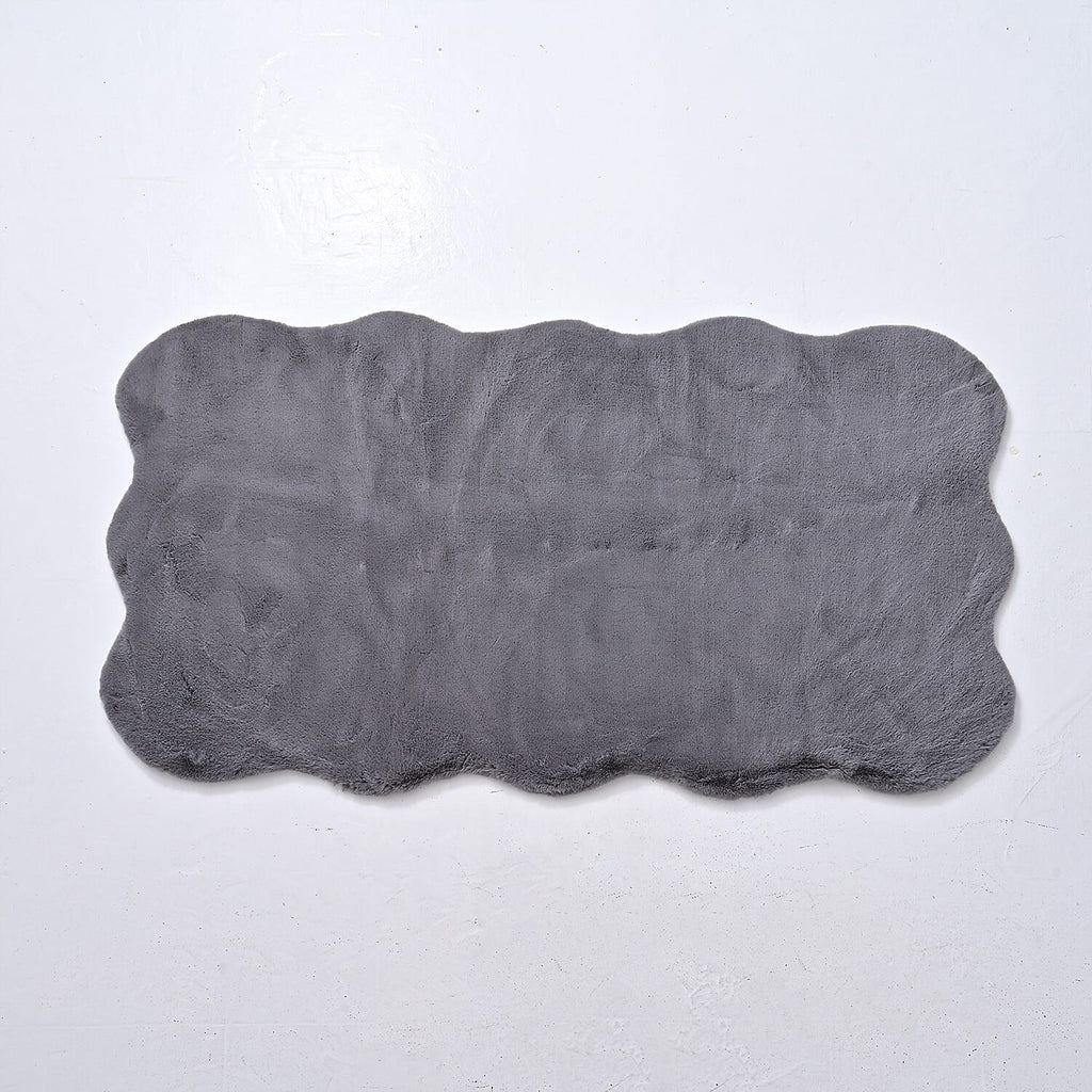 BLACK FRIDAY DEAL - SIGNATURE LUXE SUPERSOFT Long Faux Fur Rug with Foam Base(180 x 100 cm) - Grey