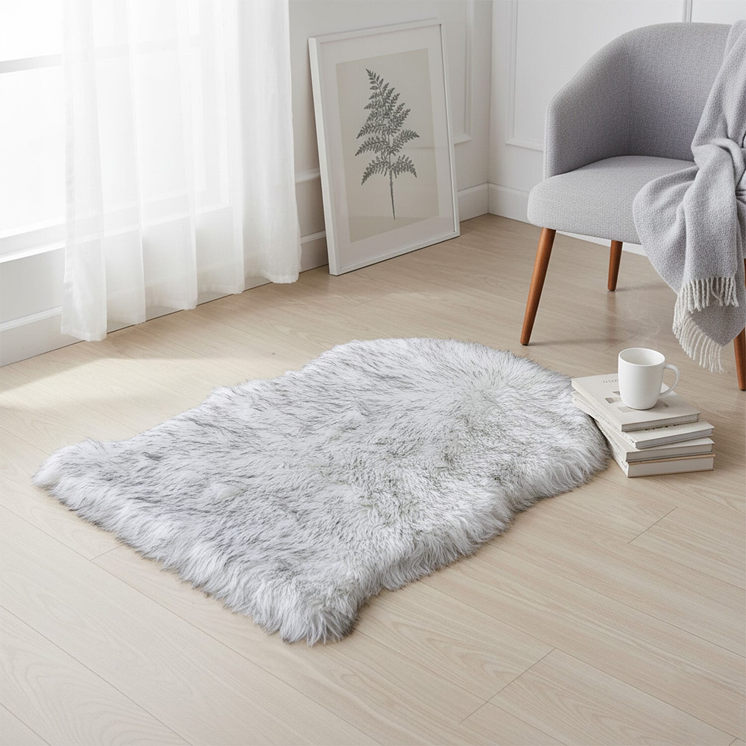 Homesmart Luxury Tip-Dyed Faux Fur Rug with Foam Base (100 x 60 cm) - White with Black