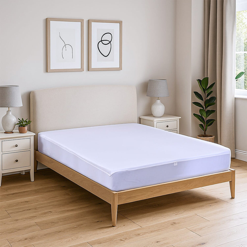 Homesmart Anti-Bacterial Waterproof Mattress Protector (90x30 cm) - White