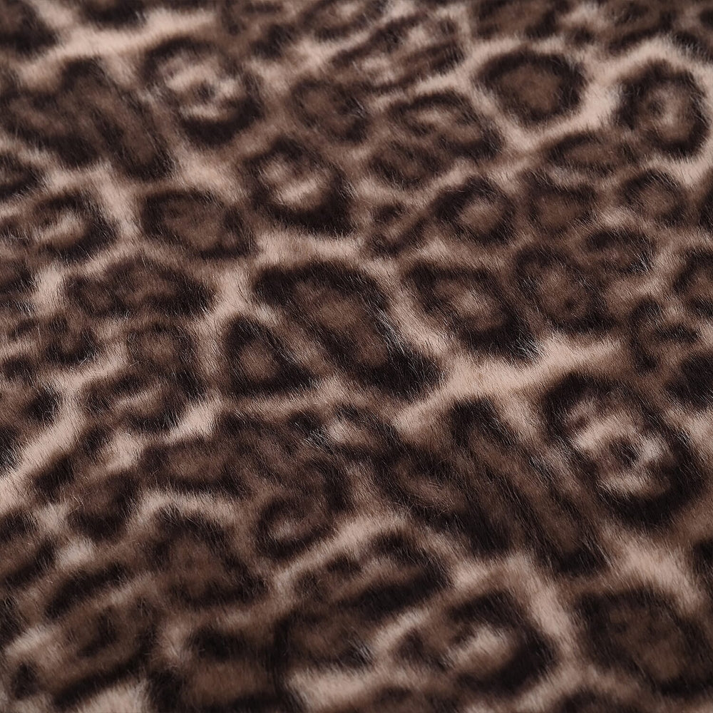 HUSH HAVEN Ultra Luxurious Double Layer Super Soft Faux Fur Leopard Print Blanket 500 GSM for Sumptuous Warmth (180x150 cm) - Light Brown