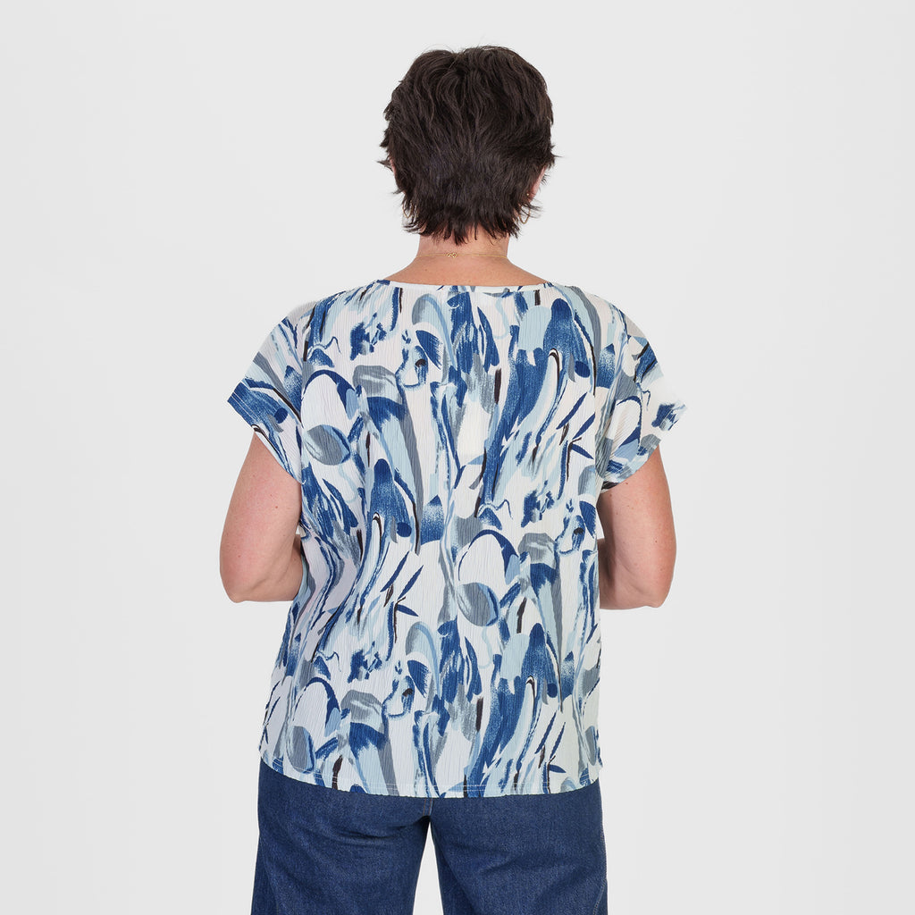 & Maisi  Tee (Size - Large) - Blue_8256051_2