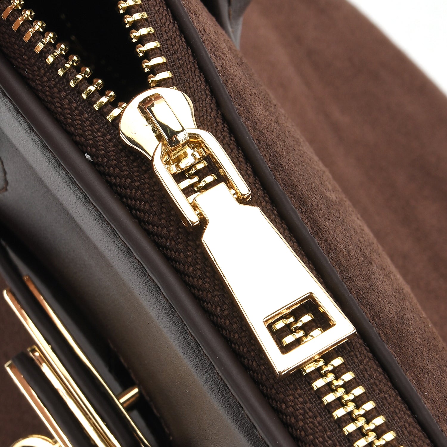 "Color:Coffee Size/Profile: Genuine leather Crossbody bag with gift box Wall (exterior):Genuine leather Lining (Interior):PVC Pockets (exterior):Zipped-1 Pockets (interior):  Zipped-1,slip-1; Measurem_8256463_6