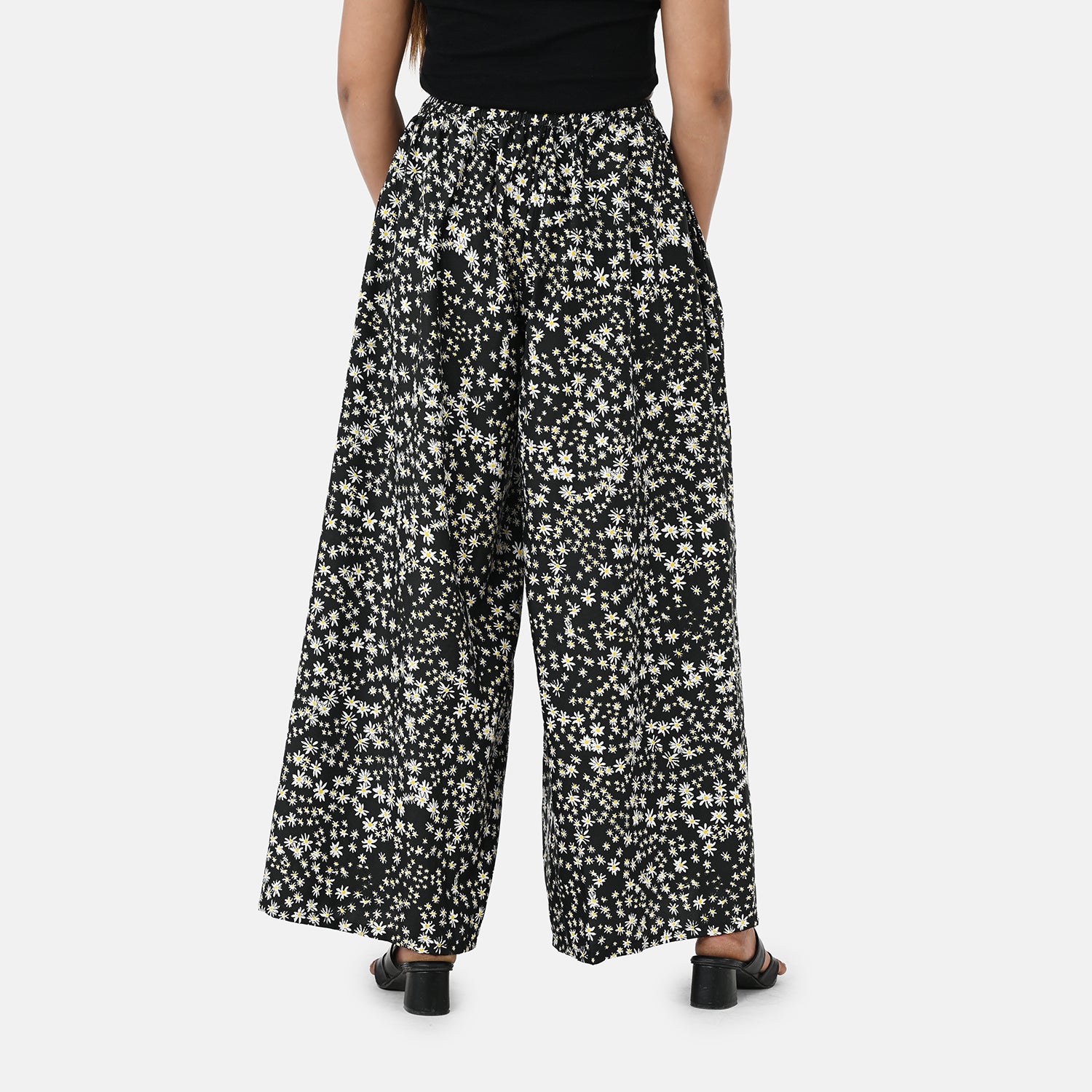 & Maisi Printed Jean and Pant/Trouser (Size - Large) - Black & White_8308895_2
