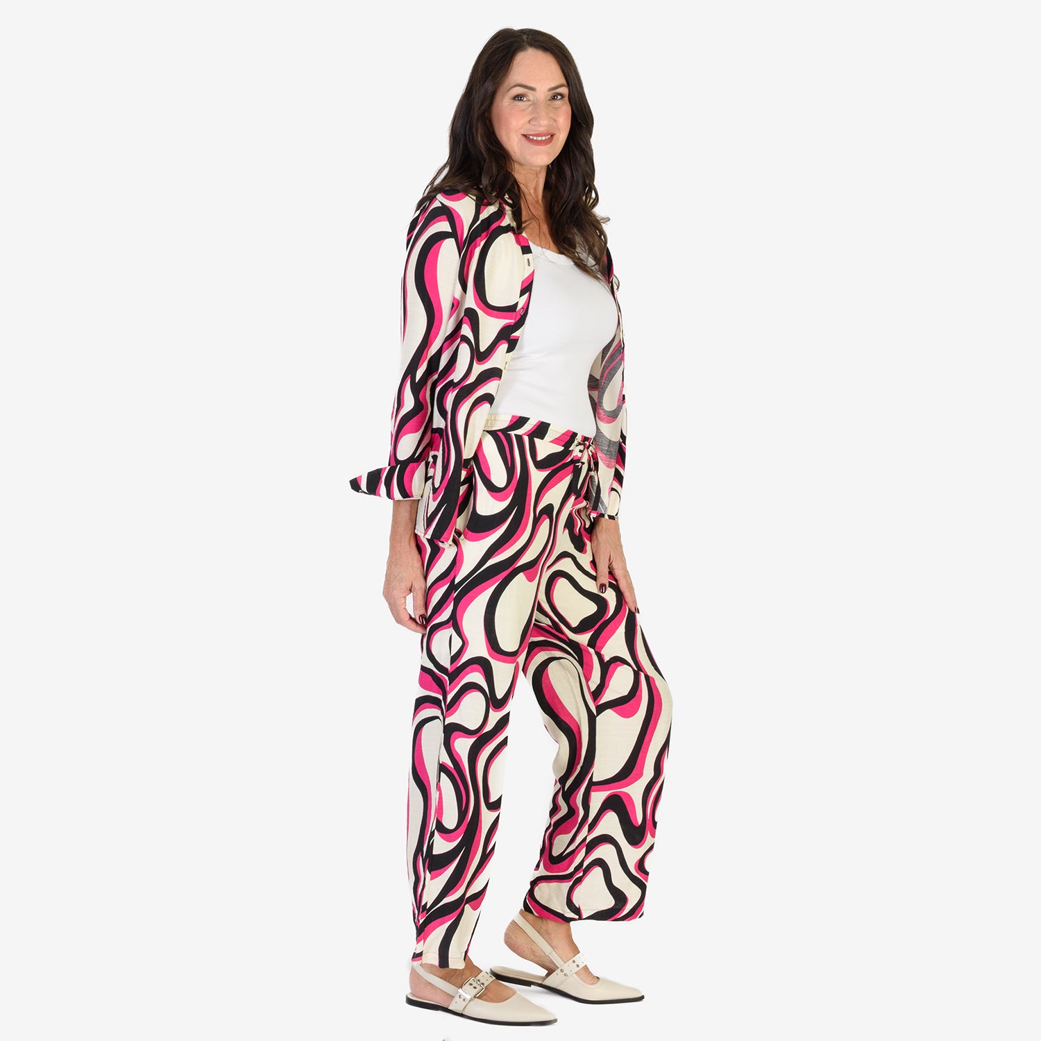 8349910_2.jpg