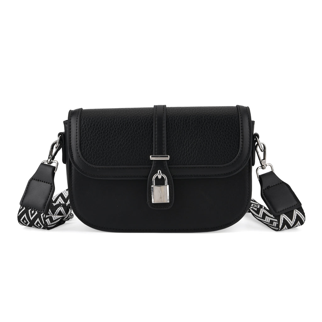 8432339.jpg