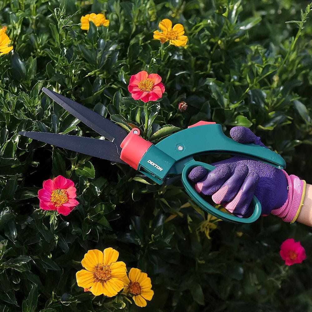 IW Special Plastic Gardening Tool - Green