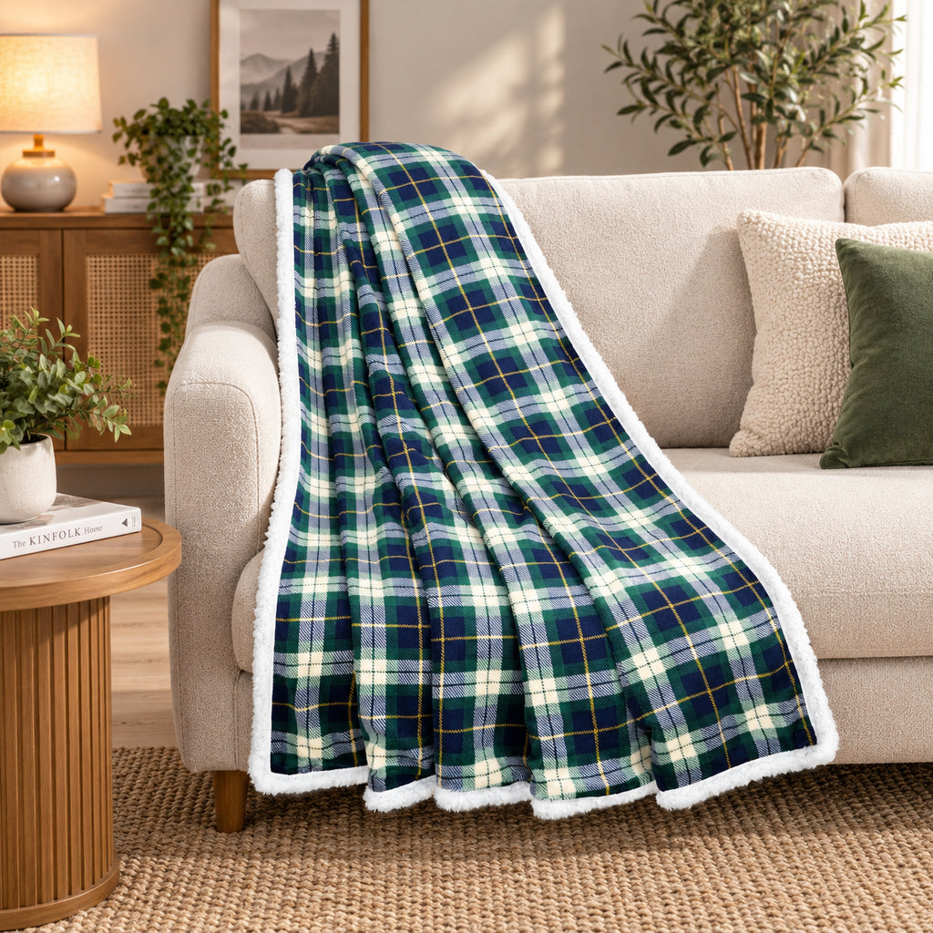 Bliss & Beyond Check Print Flannel & Sherpa Double Layer Heavyweight Blanket (150 x 200cm) - Dark Green & White_8502502