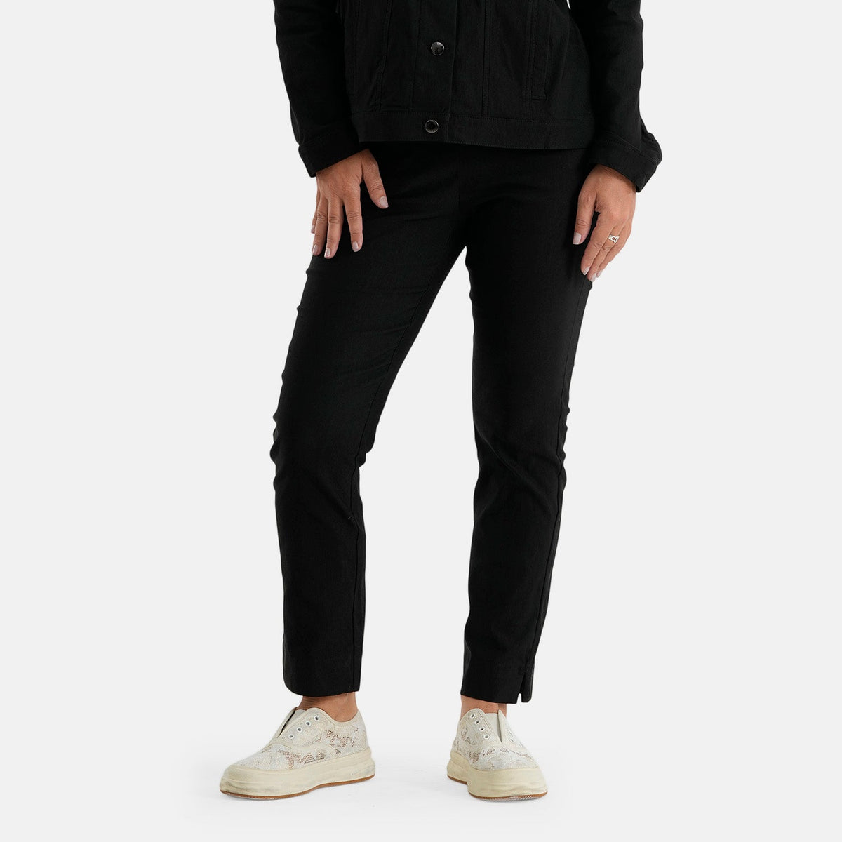 & maisi Women’s Fleece-Lined Stretch Trousers with Pockets – Warm Everyday Trousers