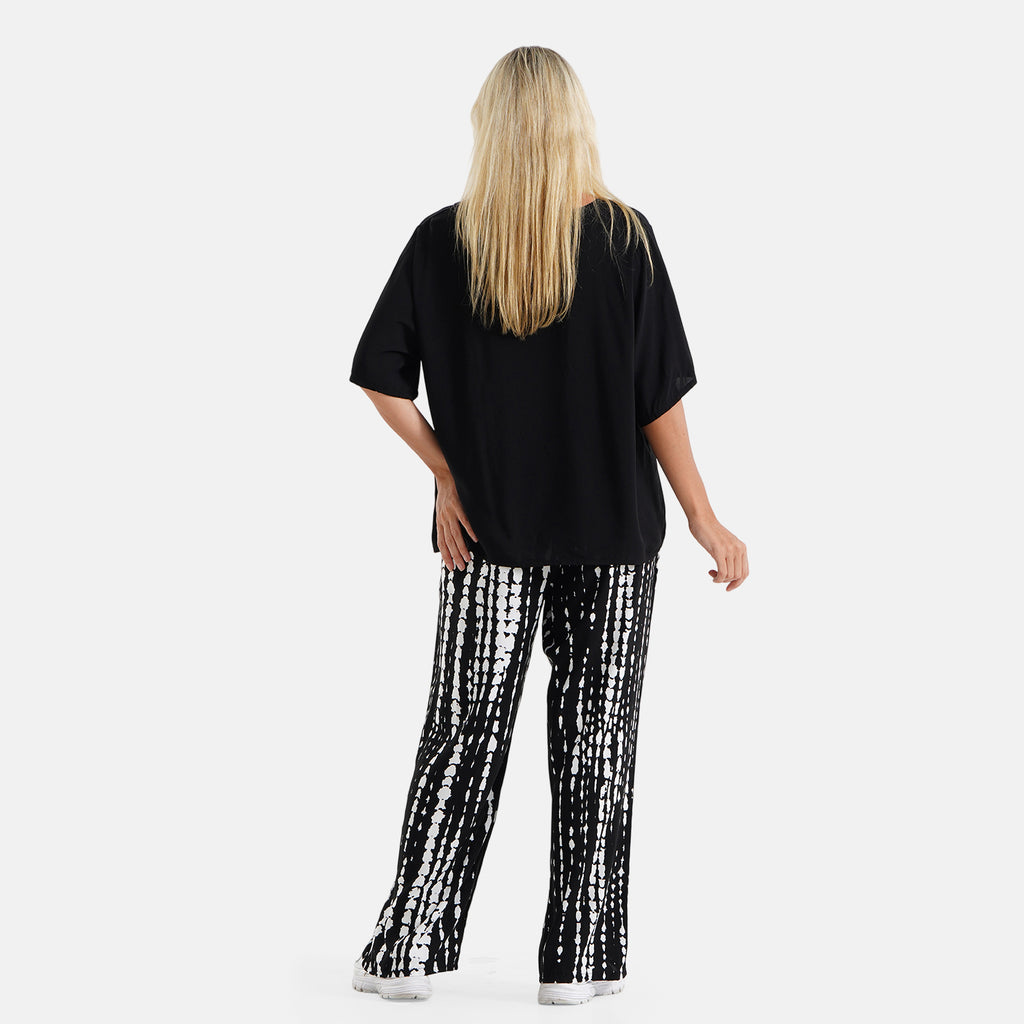 & Maisi Set of 2 - Short-sleeve Lightweight Solid Top & Printed Relax-Fit Trousers (Size L, 16-18) - Black & White_8531748