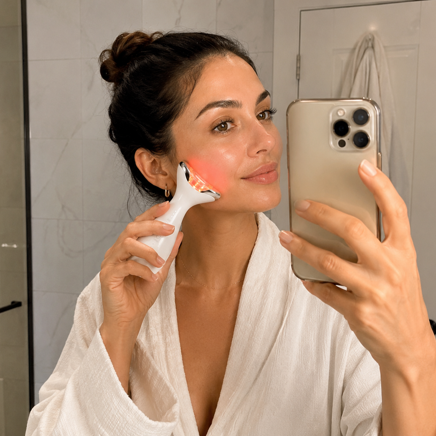 LUNA'MOUR VacuLift Advanced Suction Face & Neck Sculpting Device_8548034_3