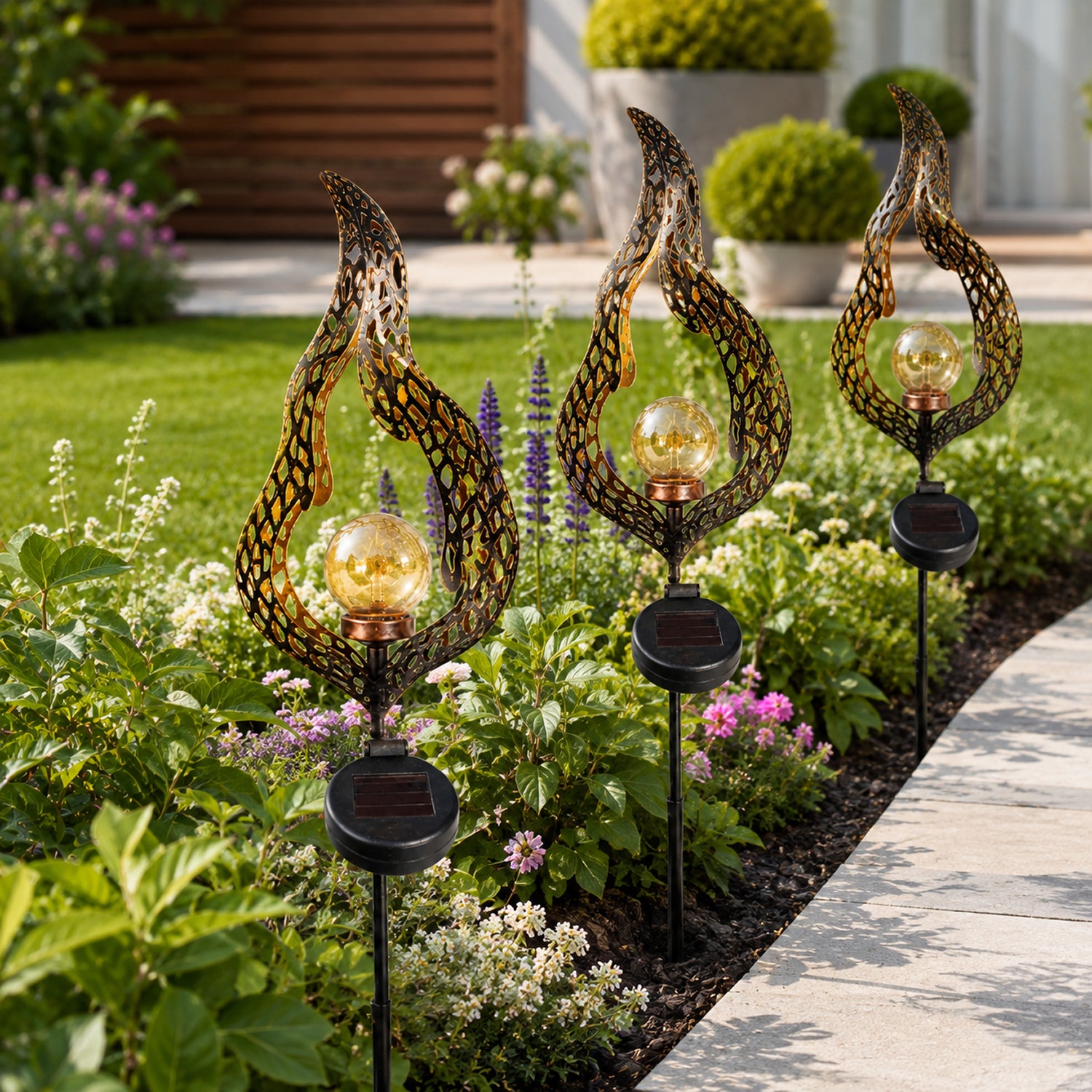Decorative Flame Effect LED Solar Vintage Ornament - Gold_8575062_2