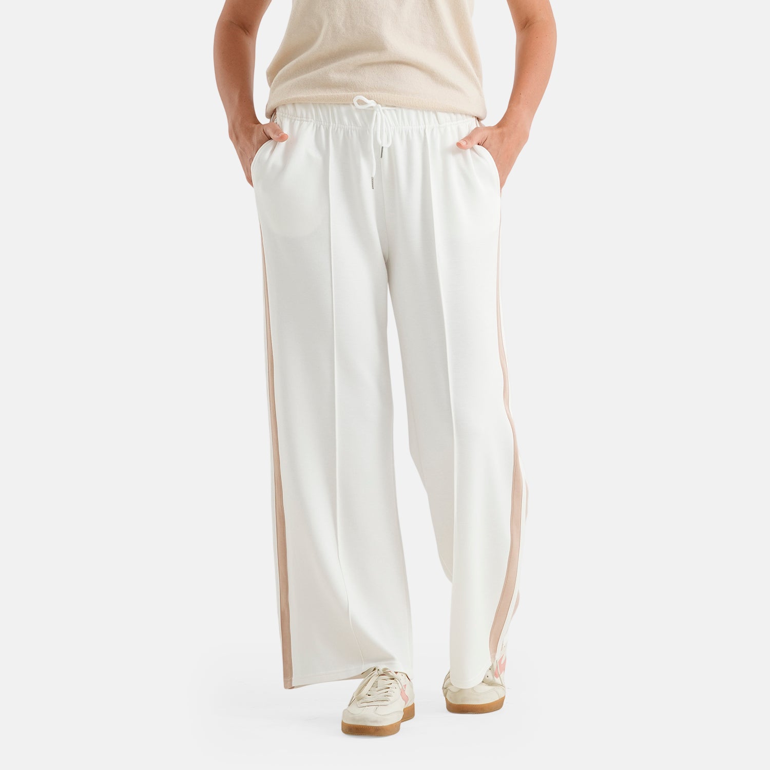 & Maisi Wide Leg Casual Trousers (Size L, 16-18) - White_8587344_1