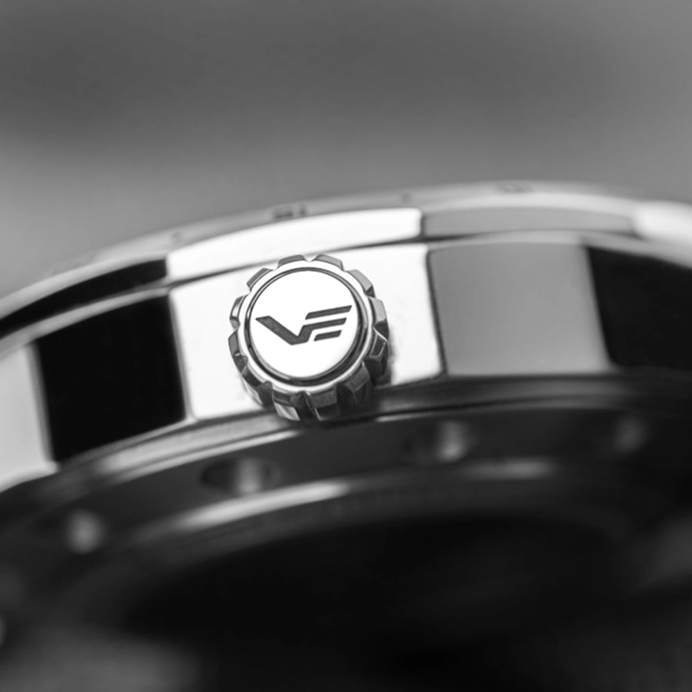 8588974_4.jpg