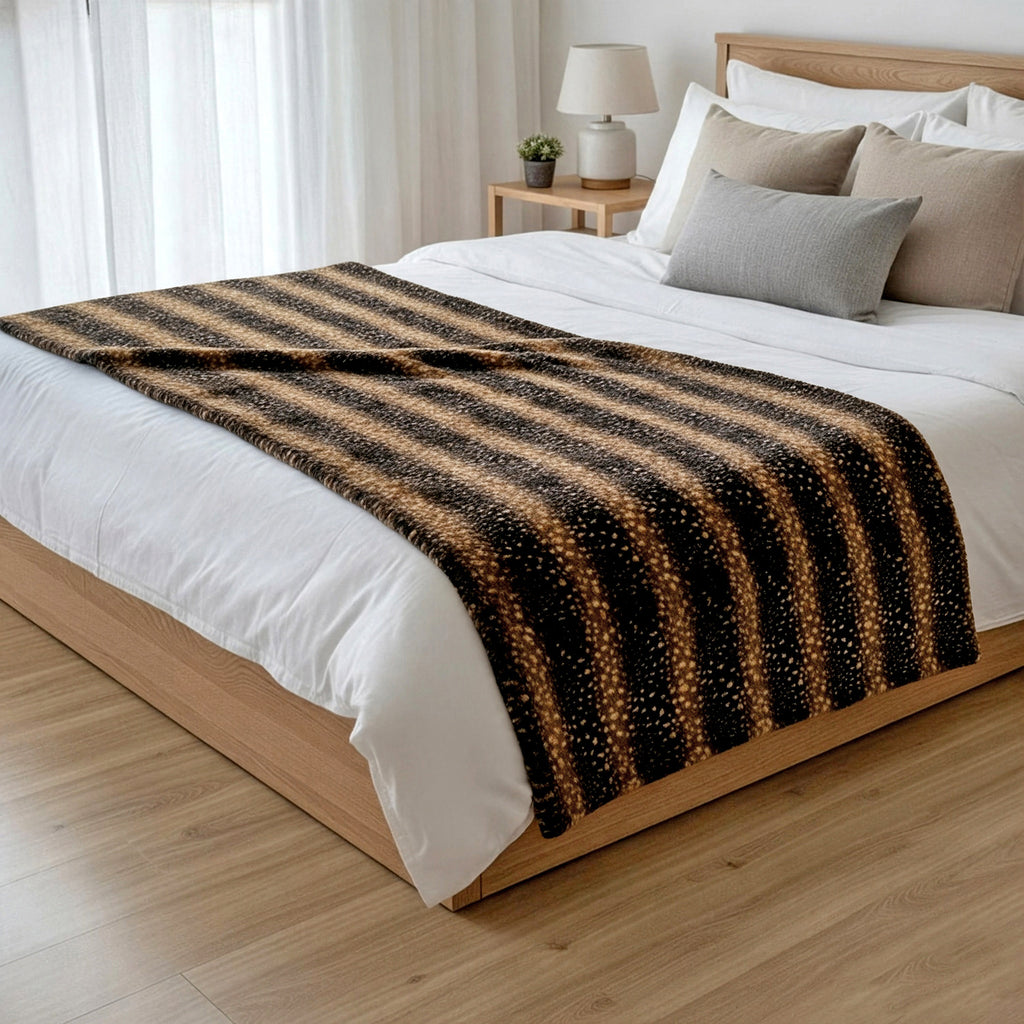 Bliss & Beyond Deer Print Faux Fur Heavyweight Double Layer Blanket (150 x 180cm) - Brown_8629113_1