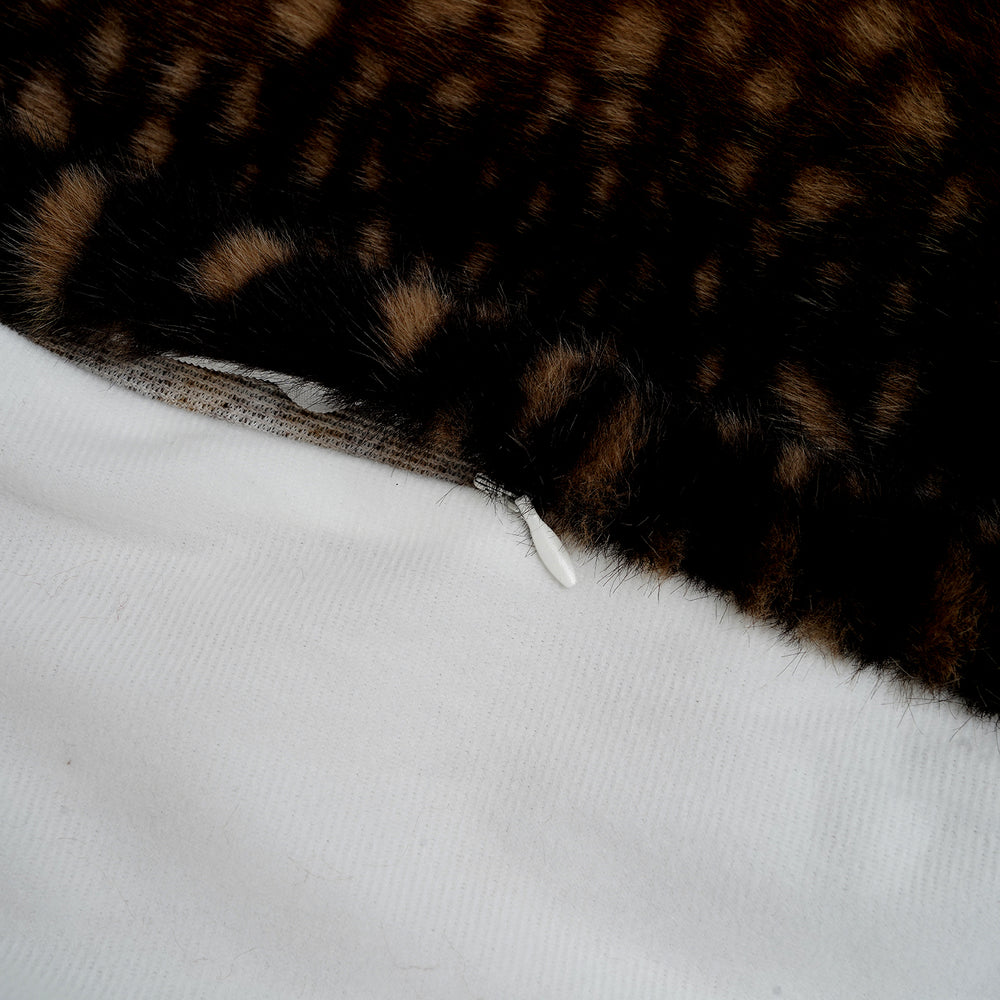 Bliss & Beyond 2-Piece Reversible Deer Print Faux Fur Cushion Covers - Brown_8676623_3