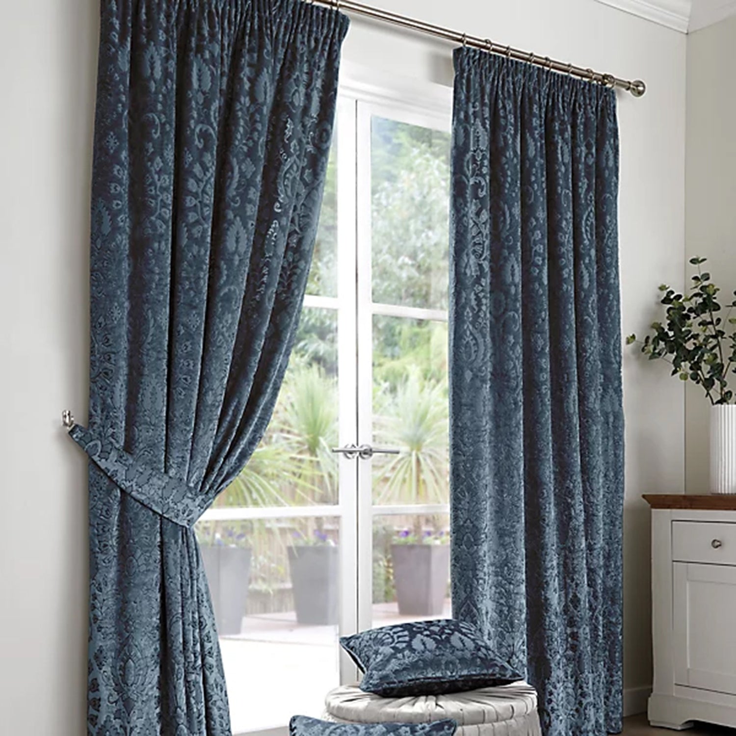 IW Special  Curtain and Blind - Blue_8711443