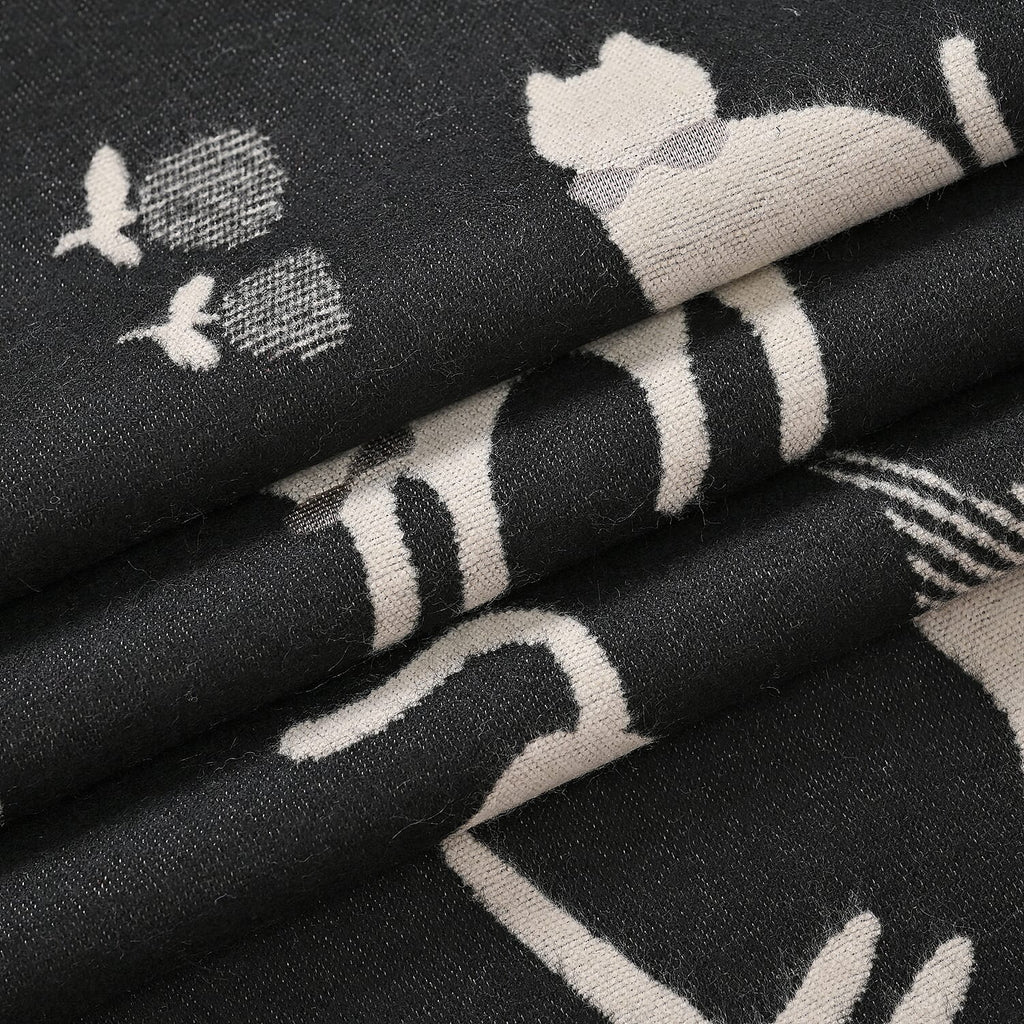Closeout Deal Super Soft Cat Print Shawl - Black & Beige
