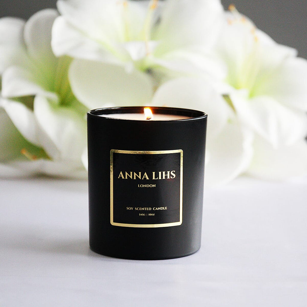 Anna Lihs Wild Fig & Cassis Scented Premium Candle (300ml) - Black Silver