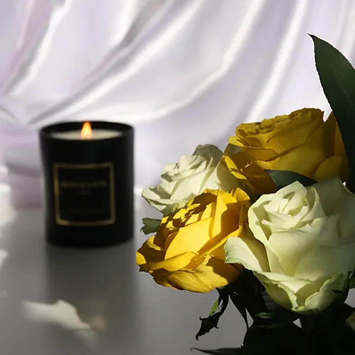 Anna Lihs - Handmade Rose Scented Premium Candle - 300ml