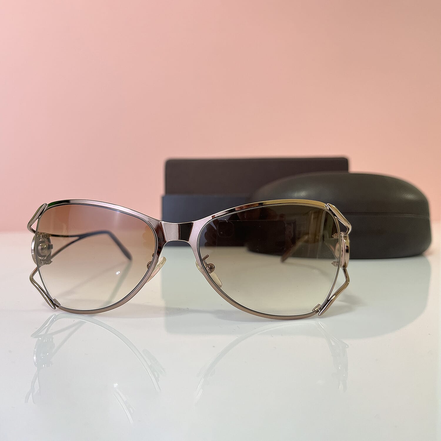 BOUCHERON PARIS Luxury Square Sunglasses with Embellished Metal Frame - Rose Gold