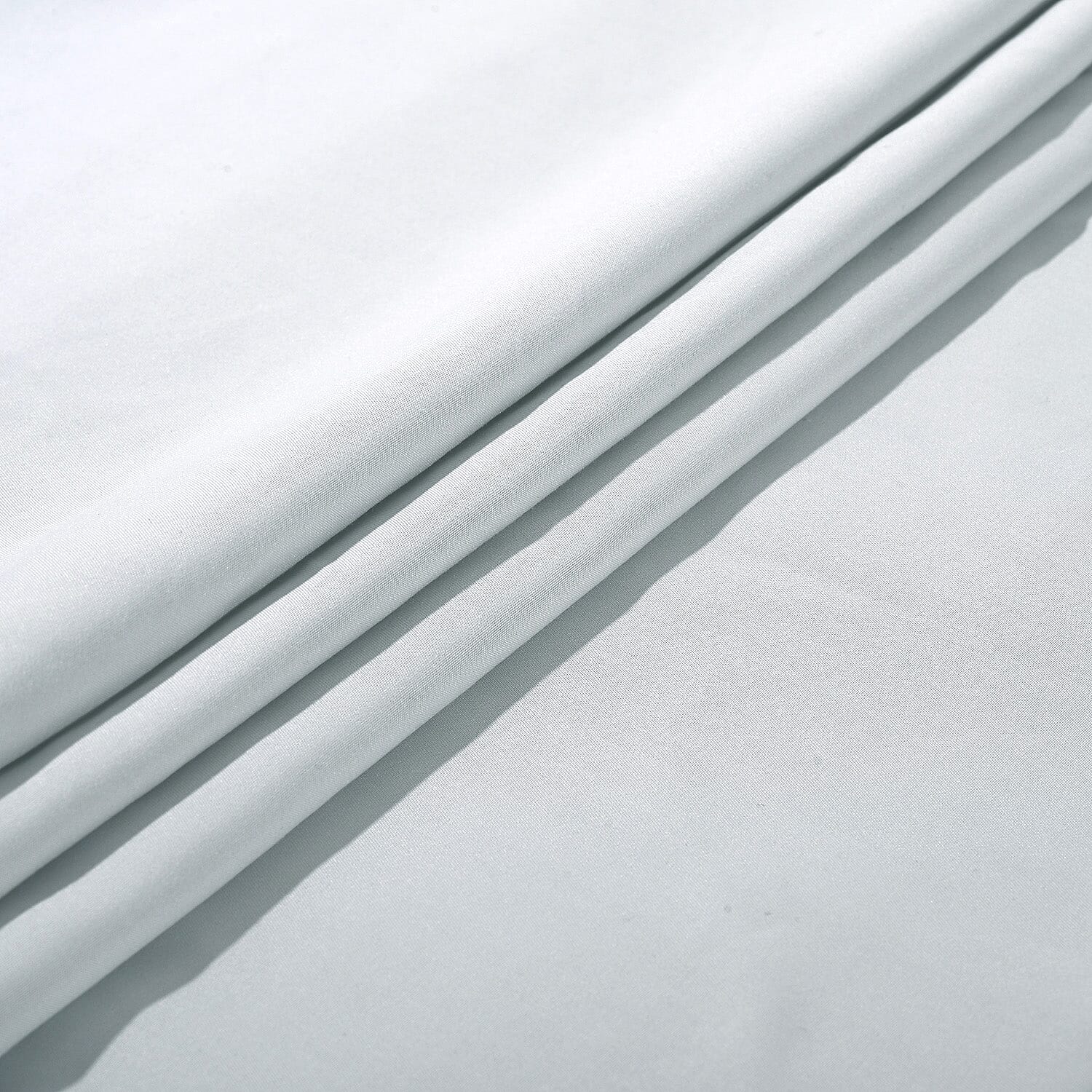 Hush Heven 6-Piece Bedding Set- Includes 2 Fitted Sheets - 4 Pillowcases (Double) - Light Grey