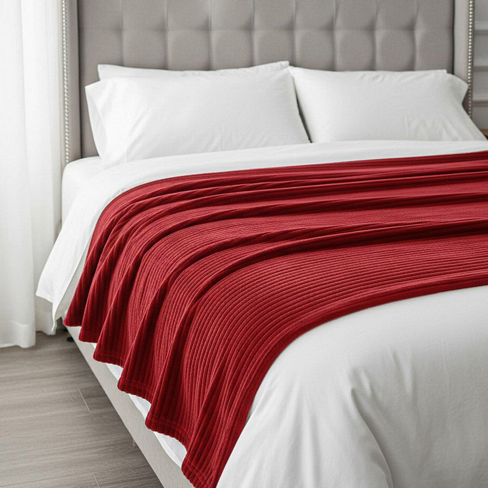 HUSH HAVEN Opulent High End Double Layer Rich Faux Fur Blanket 520 GSM (200 x 165 cm) - Burgundy