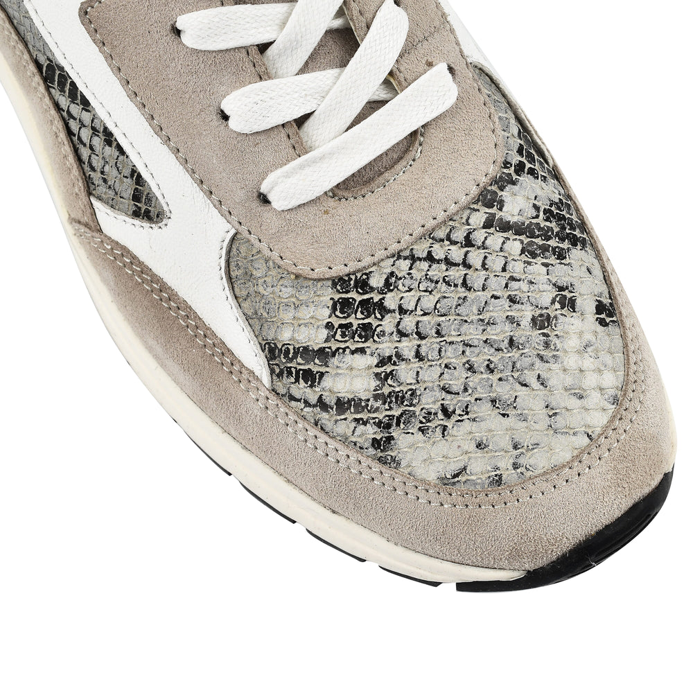 CAPRICE Snakeskin Pattern Sneaker Shoes (Size 3.5 ) - Grey