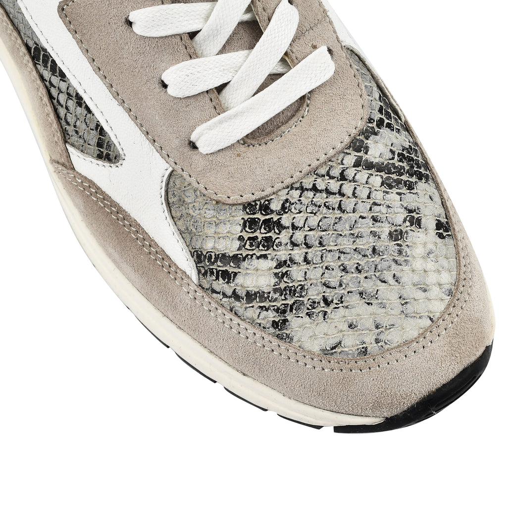 CAPRICE Snakeskin Pattern Sneaker Shoes (Size 3.5 ) - Grey