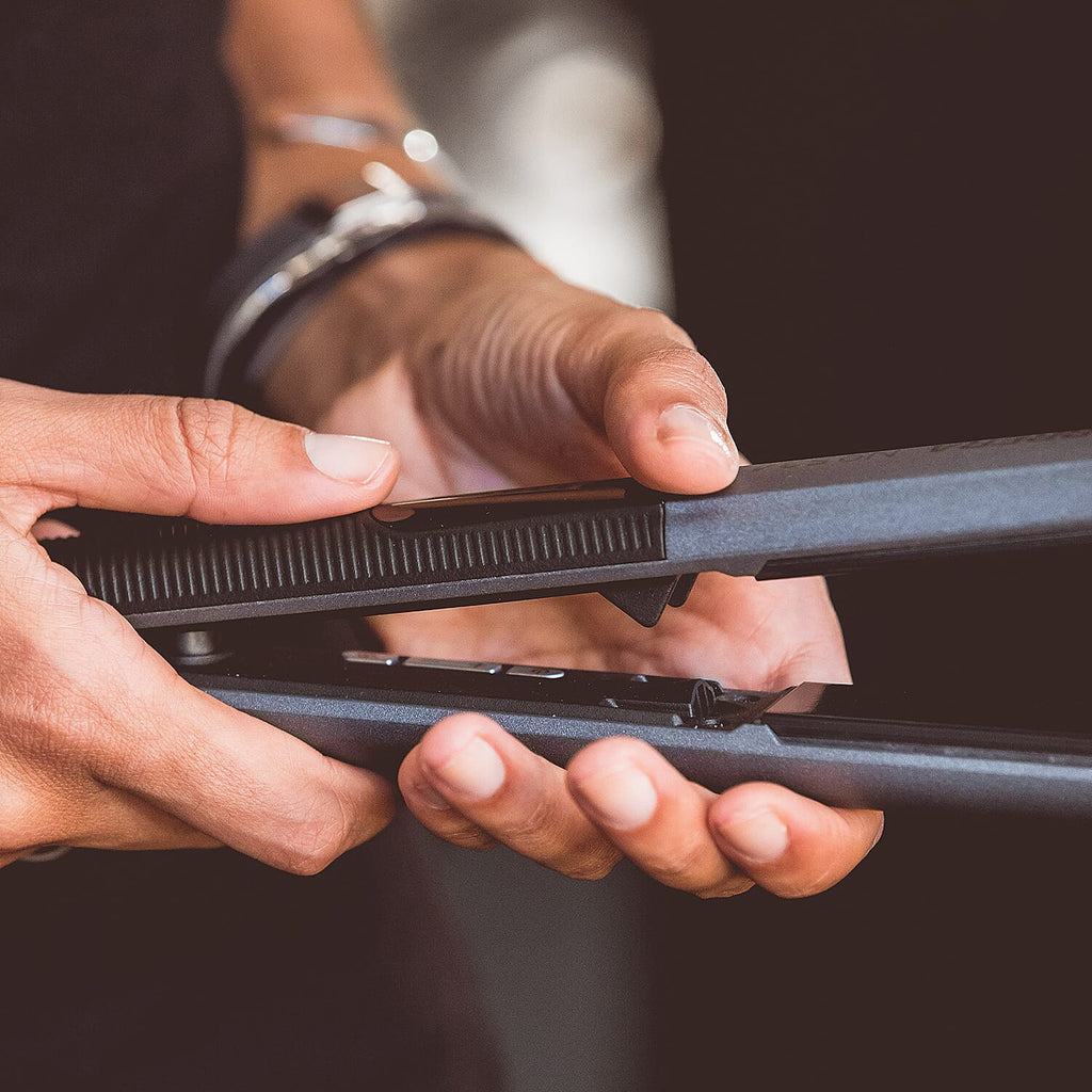Carrera Hair Straightener (Size 1x1x1 cm) - Multi Color